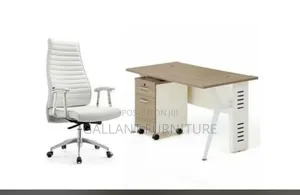 Quality Executive Office Chair and Desk
