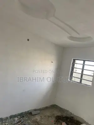 3bdrm Apartment in Igando / Ikotun/Igando for rent