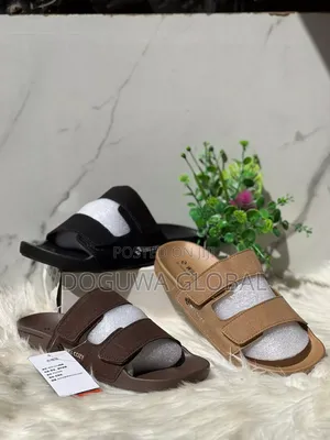 Unisex Classic Shoes