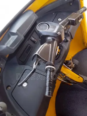 TVS King Deluxe Plus iTouch Start 2024 Yellow
