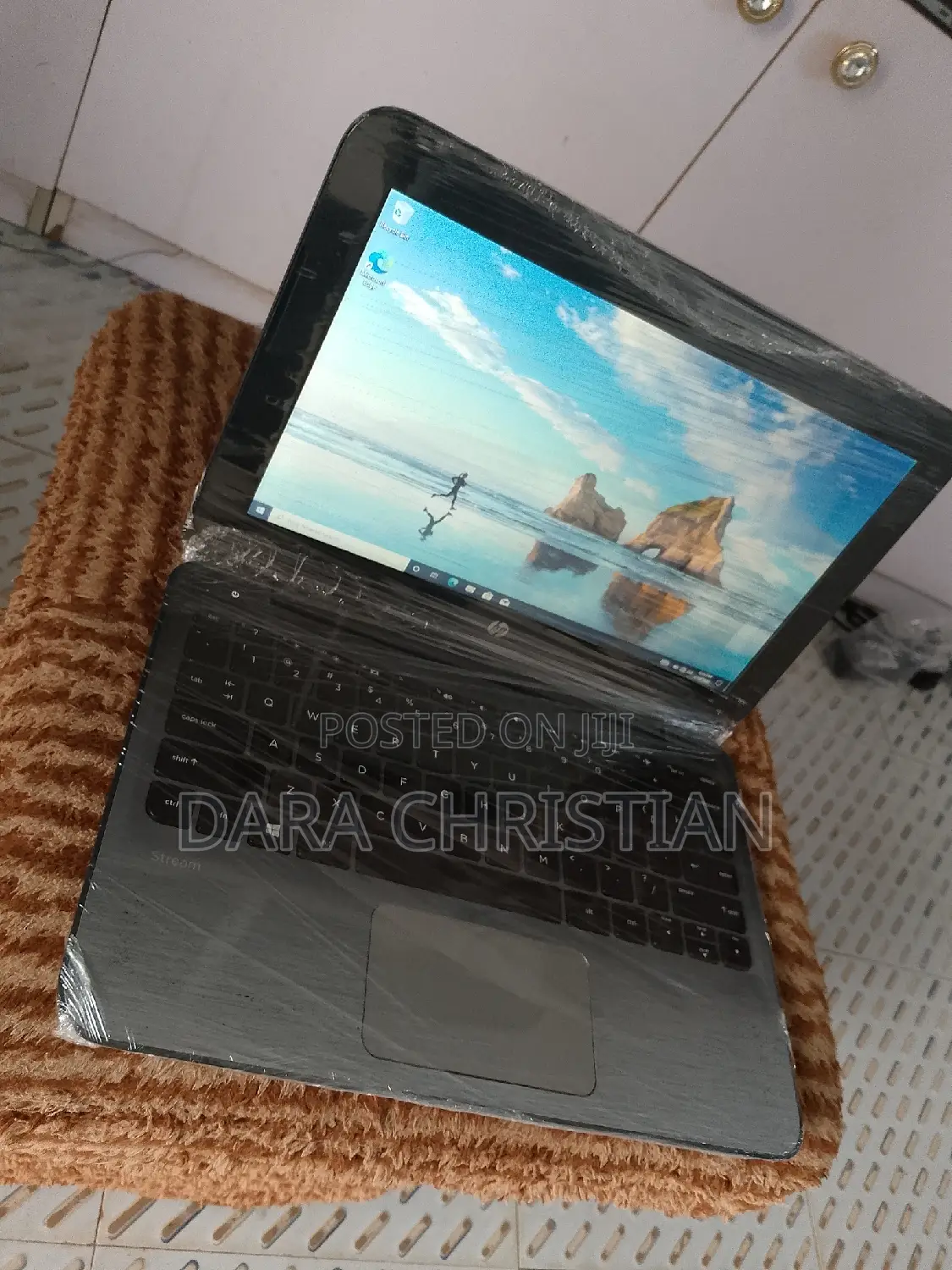 New Laptop HP 4GB Intel Pentium SSD 60GB