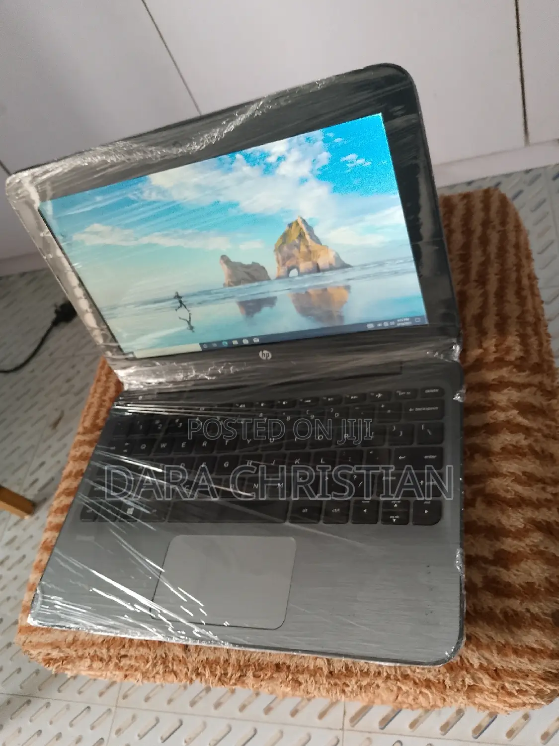 New Laptop HP 4GB Intel Pentium SSD 60GB