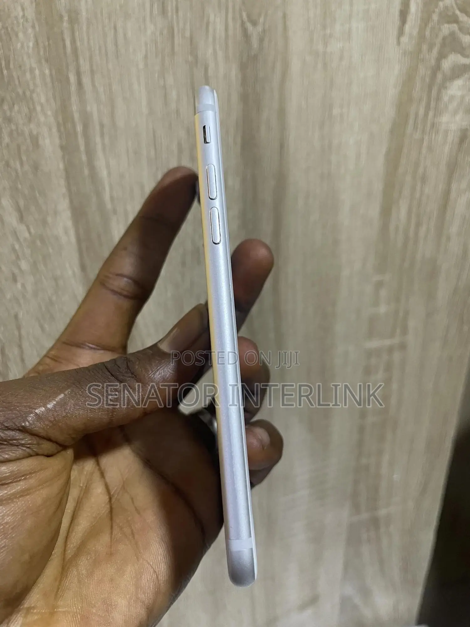 Apple iPhone 7 32 GB Silver