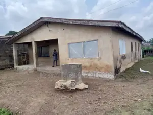 12bdrm Bungalow in Iwo Road for sale