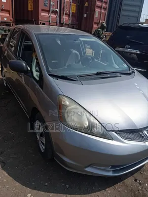 Honda Fit Automatic 2010 Silver