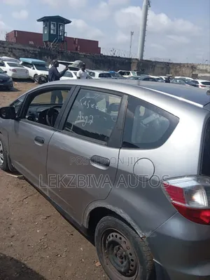 Honda Fit Automatic 2010 Silver