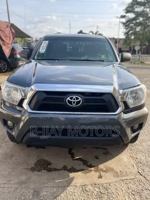 Toyota Tacoma Double Cab V6 Automatic 2012 Gray