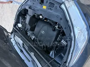 Toyota Highlander Limited 2019 Blue
