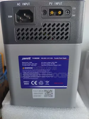 Jarrett 1200w Portable Power Station – 960wh Solar Generator