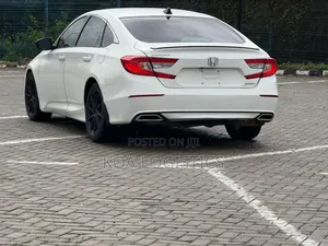 Honda Accord Sport 2018 White