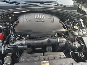 Land Rover Range Rover Velar P380 HSE R-Dynamic 4x4 2018 Black