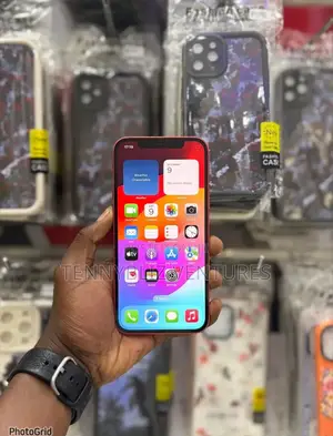 Apple iPhone 12 256 GB Red
