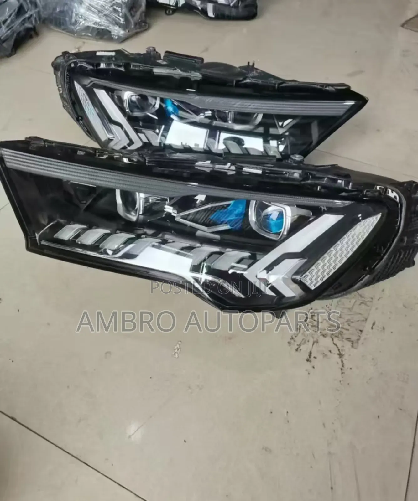 Complete Head Lamp Audi Q7 2023