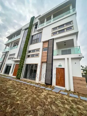 4bdrm Duplex in Ikoyi Owo for rent