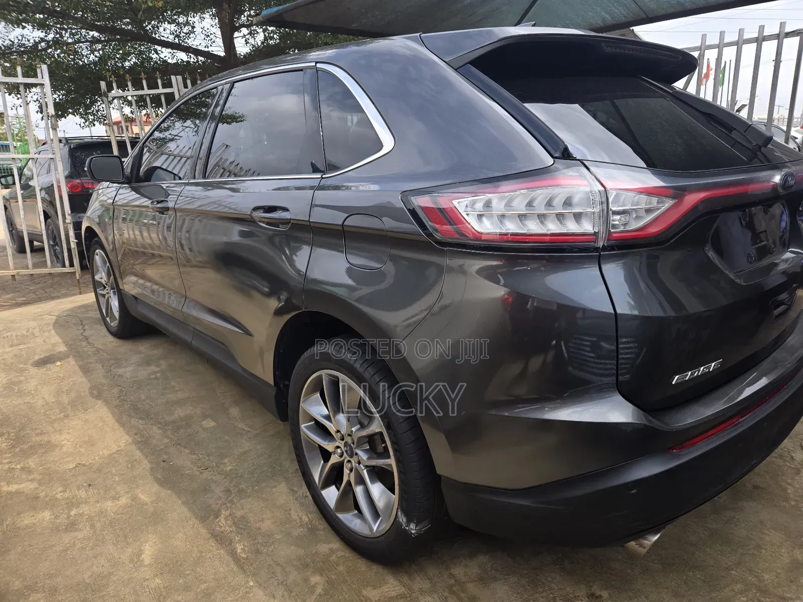 Ford Edge Sport 4dr SUV (2.7L 6cyl Turbo 6A) 2015 Gray