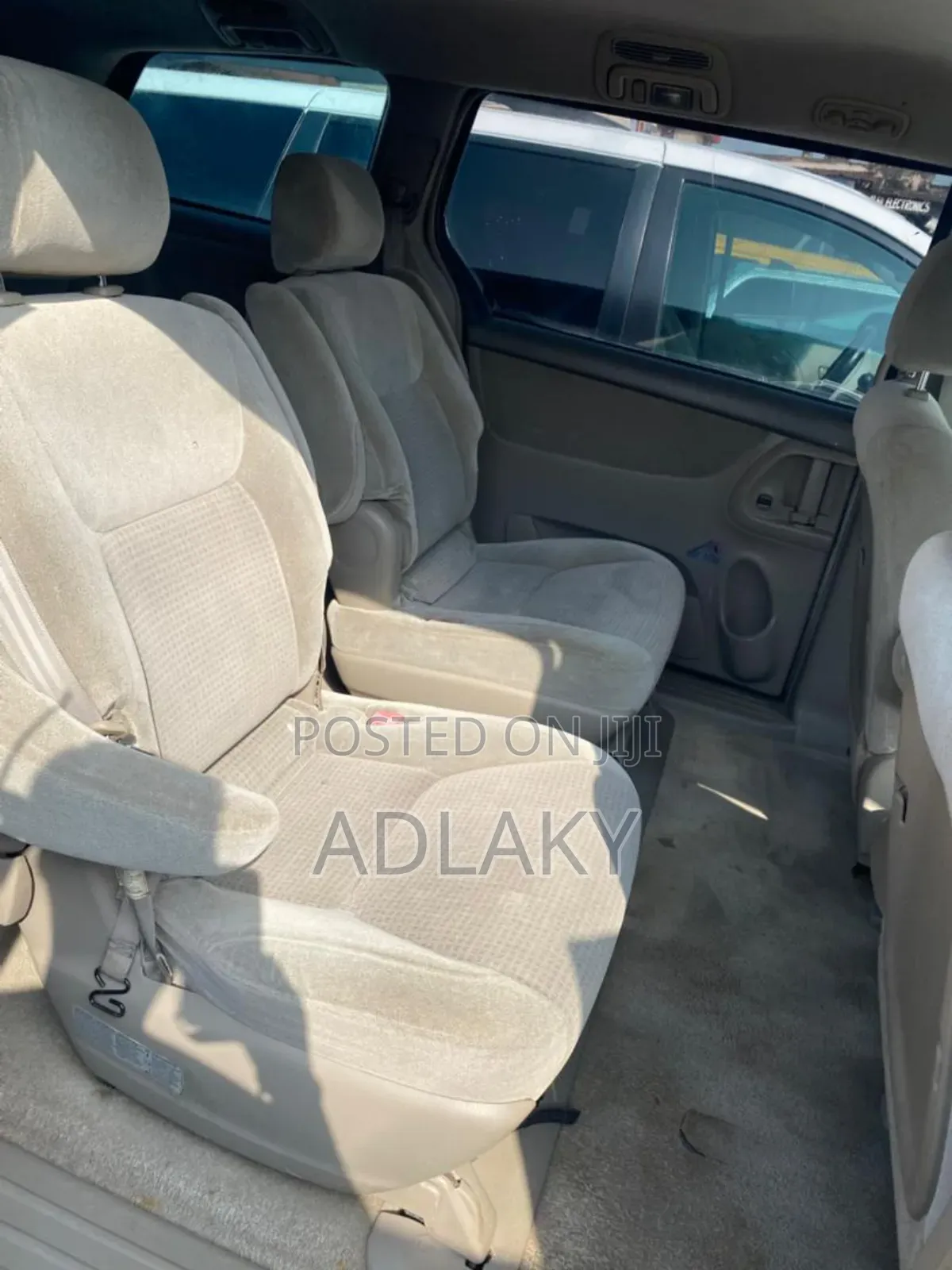 Toyota Sienna LE 2008 Gold