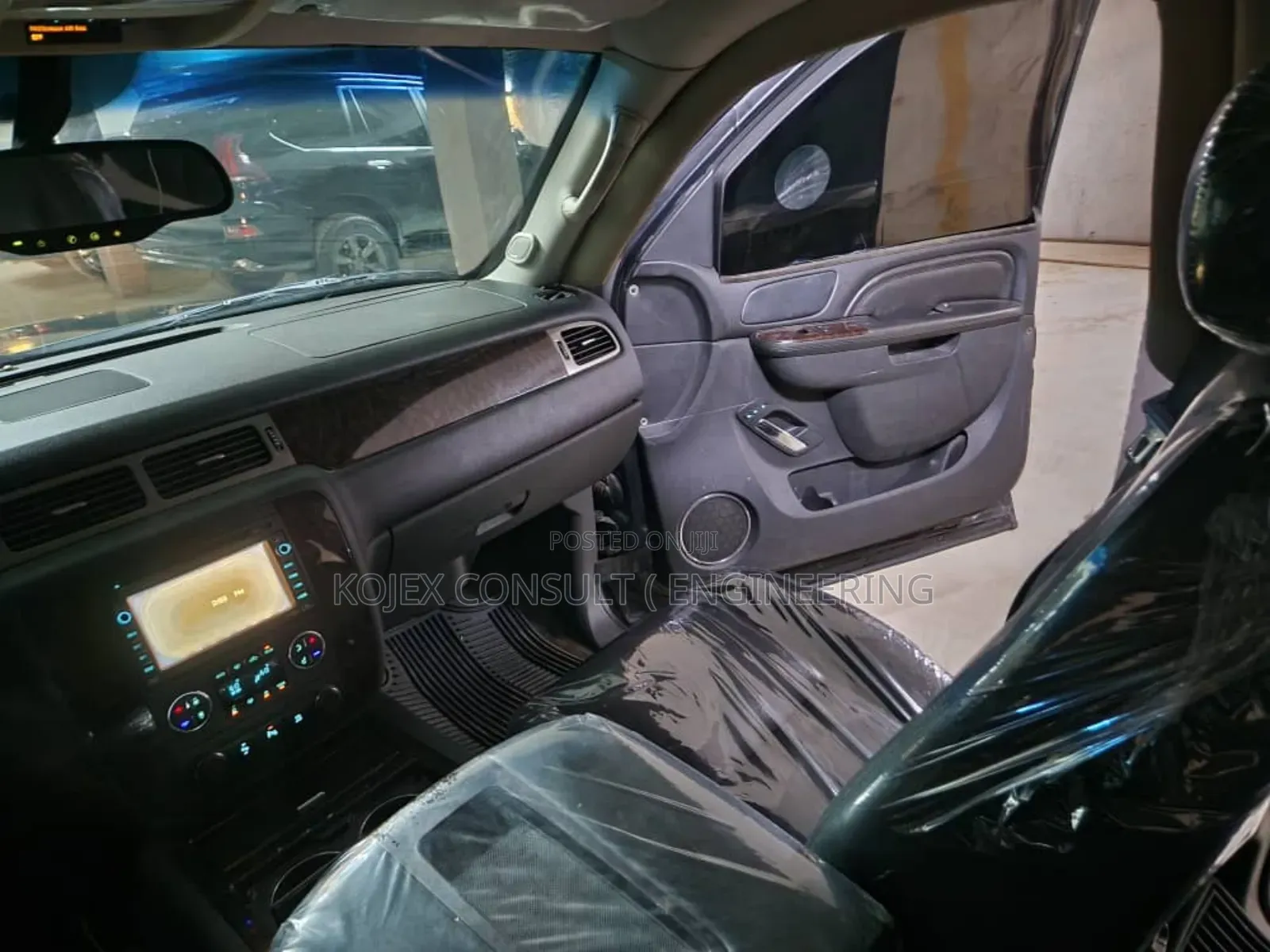 GMC Yukon XL SLT 2500 2012 Black