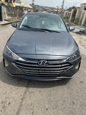 Hyundai Elantra Limited 2020 Gray