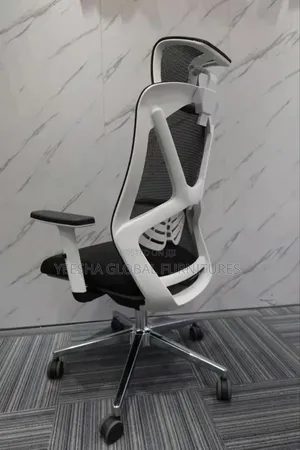 Executive Mesh Office Managers Chair White
