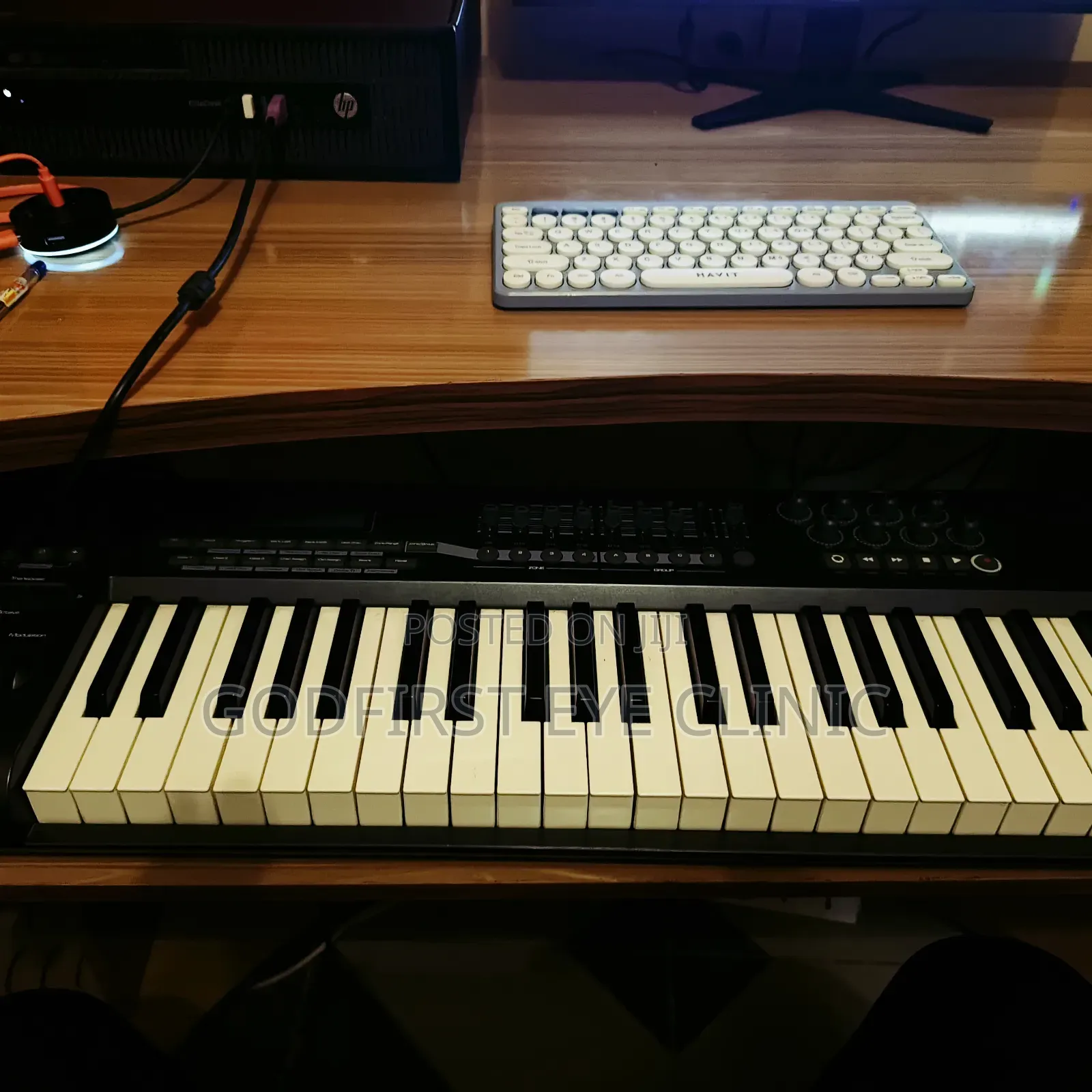 M Audio Axiom 61