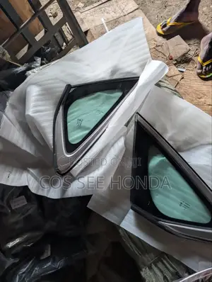 Quarter Vent Glass 2024 Accord