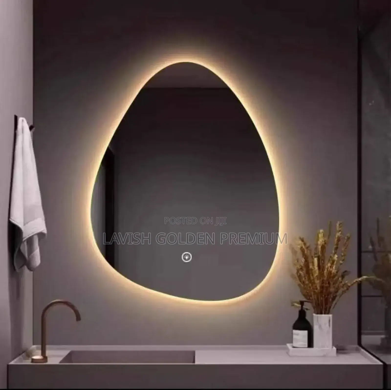 Shapeless Led Mirror With Three Light