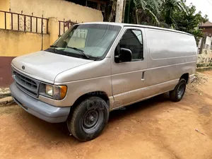 Ford E250 2005 Silver