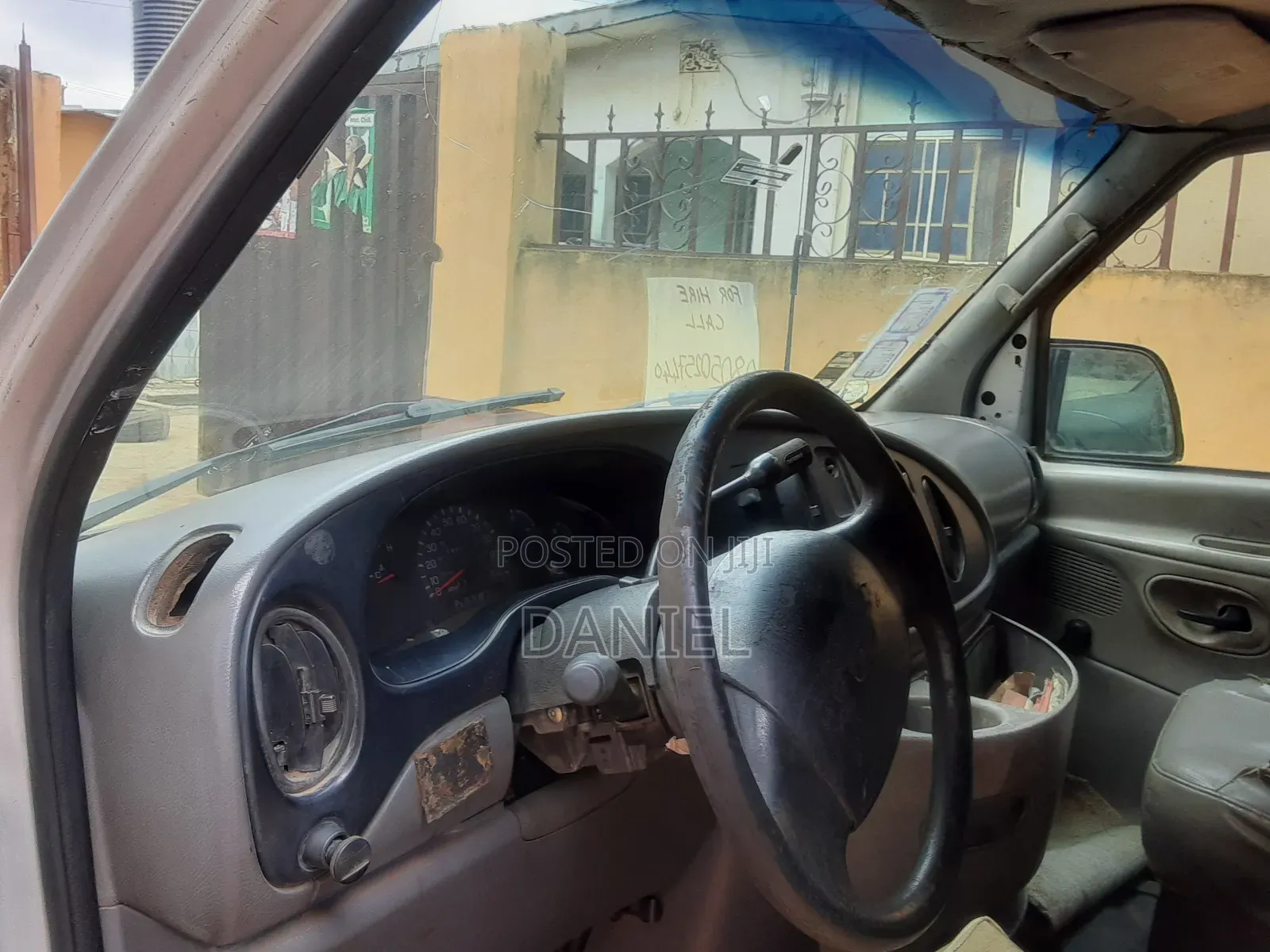 Ford E250 2005 Silver