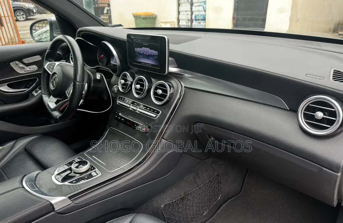 Mercedes-Benz GLC-Class 2018 Gray