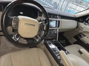 Land Rover Range Rover 2016 White