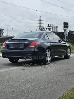 Mercedes-Benz E300 2018 Blue