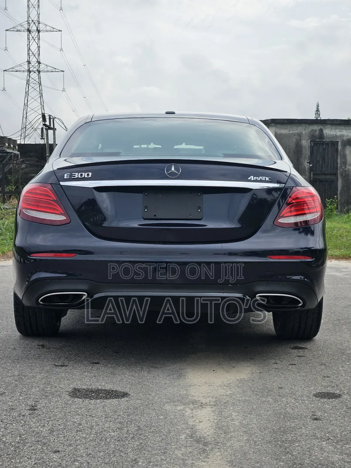 Mercedes-Benz E300 2018 Blue
