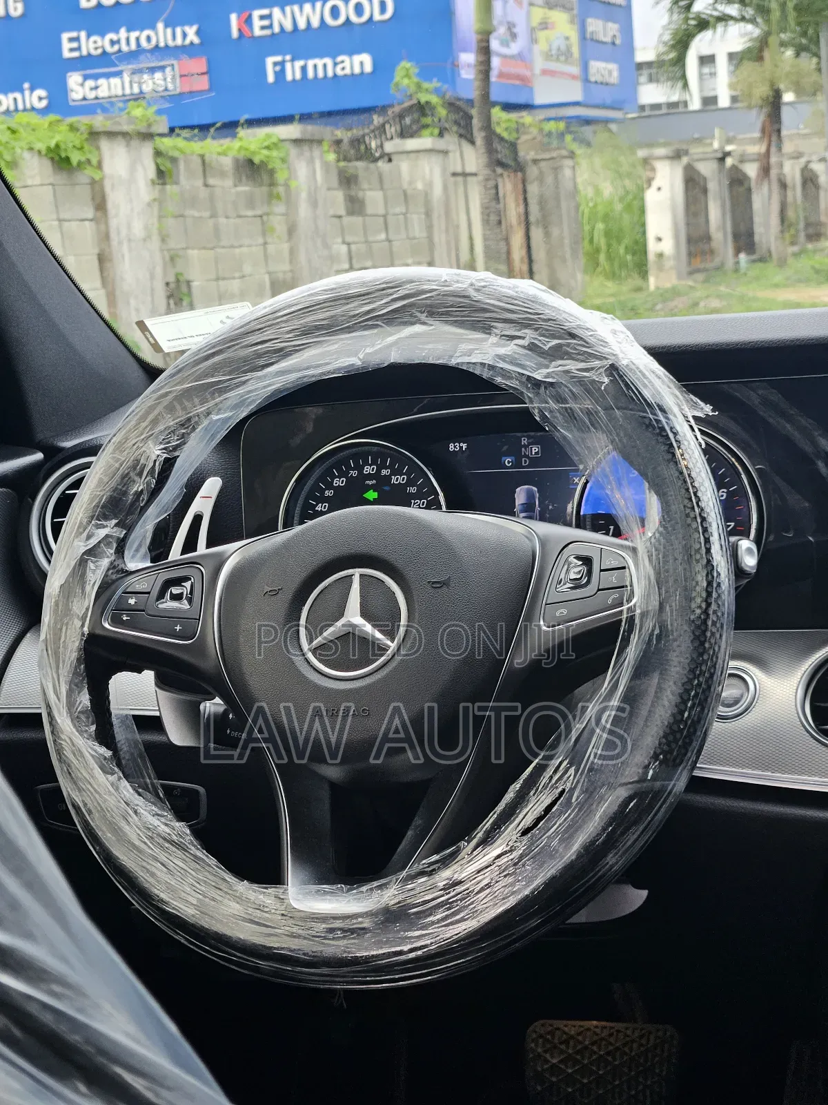 Mercedes-Benz E300 2018 Blue