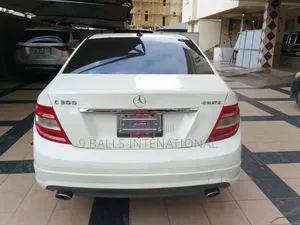 Mercedes-Benz C300 2010 White