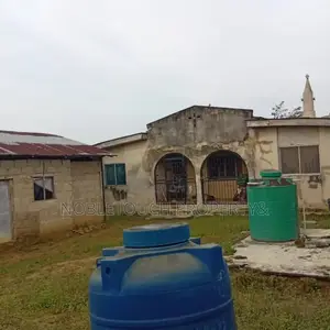 3bdrm Bungalow in Ijegun Ikotun Lagos for sale