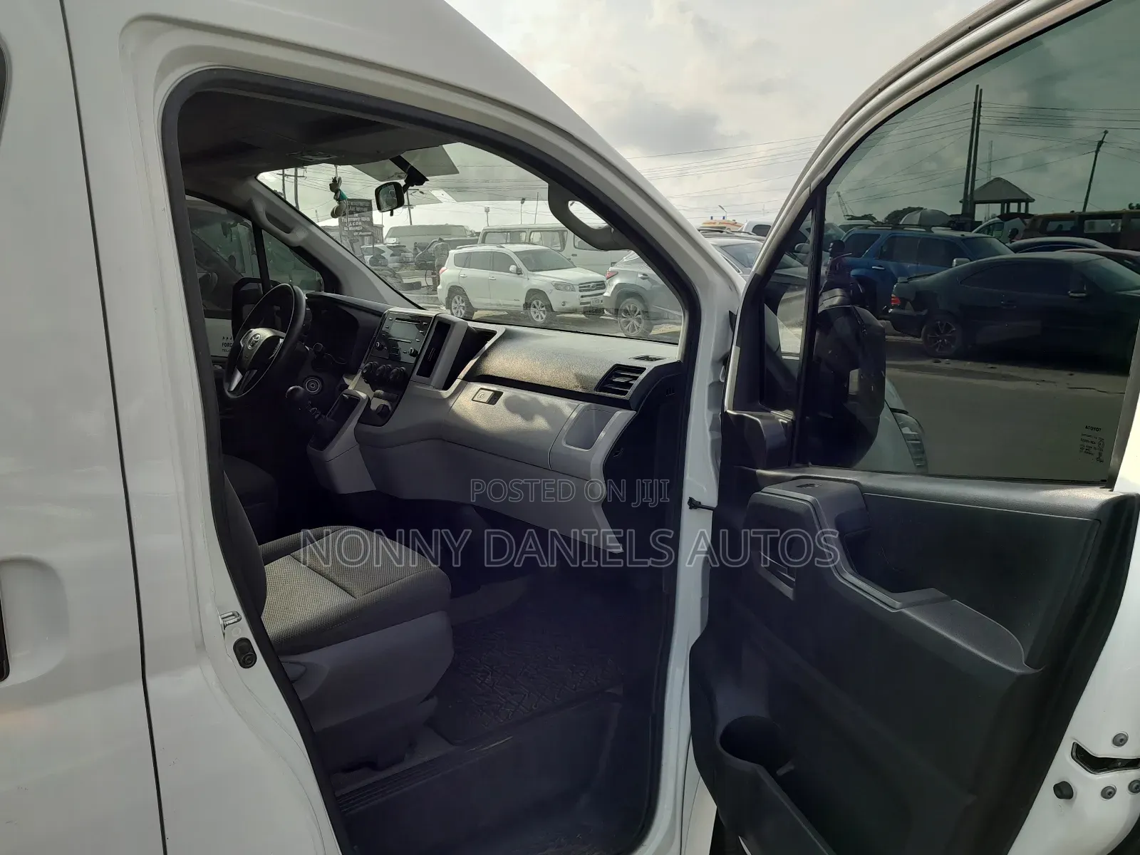 Toyota HiAce 2023 White