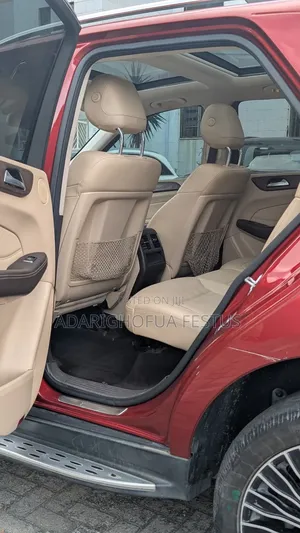 Mercedes-Benz GLE-Class 2017 Red
