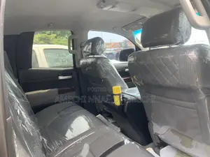 Toyota Tundra CrewMax 4x4 Limited 2012 Black