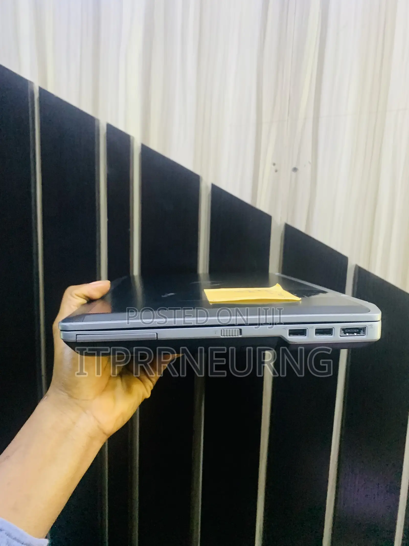 Laptop Dell Latitude E6420 4GB Intel Core I5 HDD 500GB