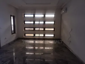 5bdrm Townhouse / Terrace in Jabi District for rent