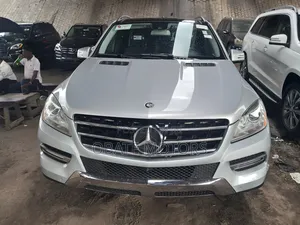 Mercedes-Benz M Class ML350 4MATIC 4dr SUV AWD (3.5L 6cyl 7A) 2015
