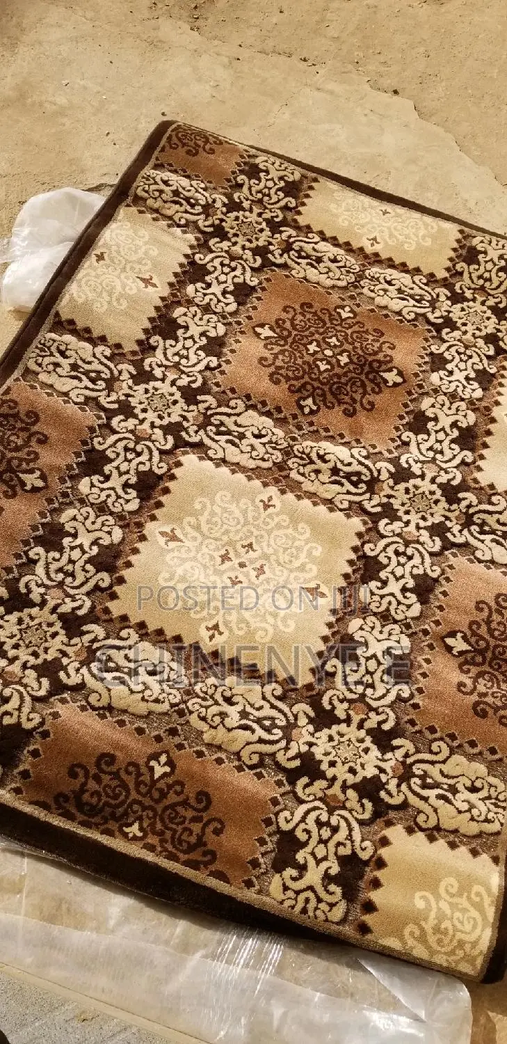 Foreign Center Rug Turkey Made 4x6
