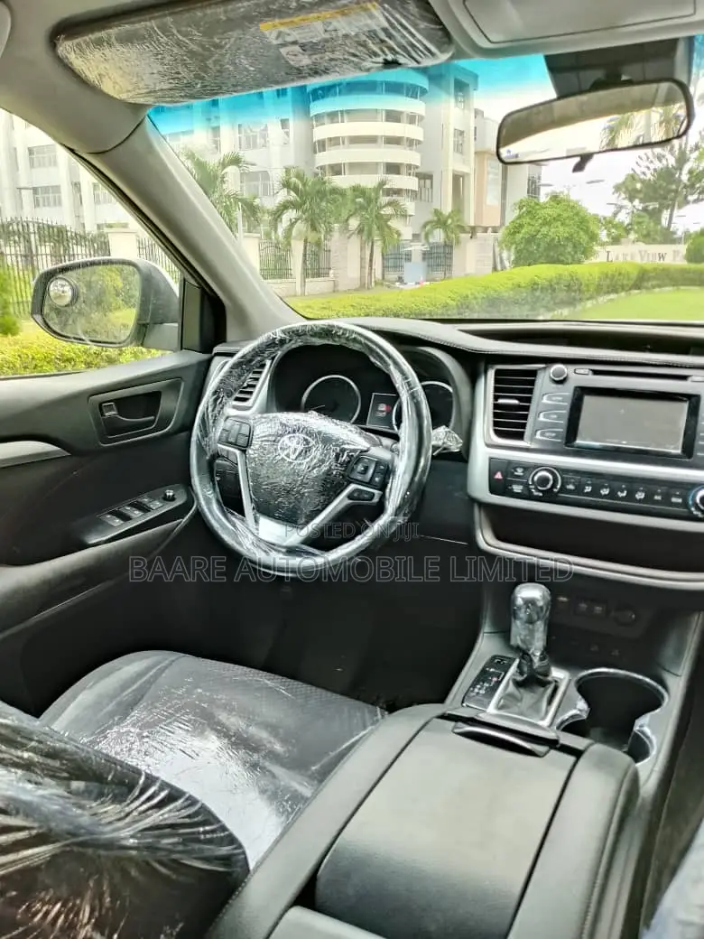 Toyota Highlander 2019 Silver
