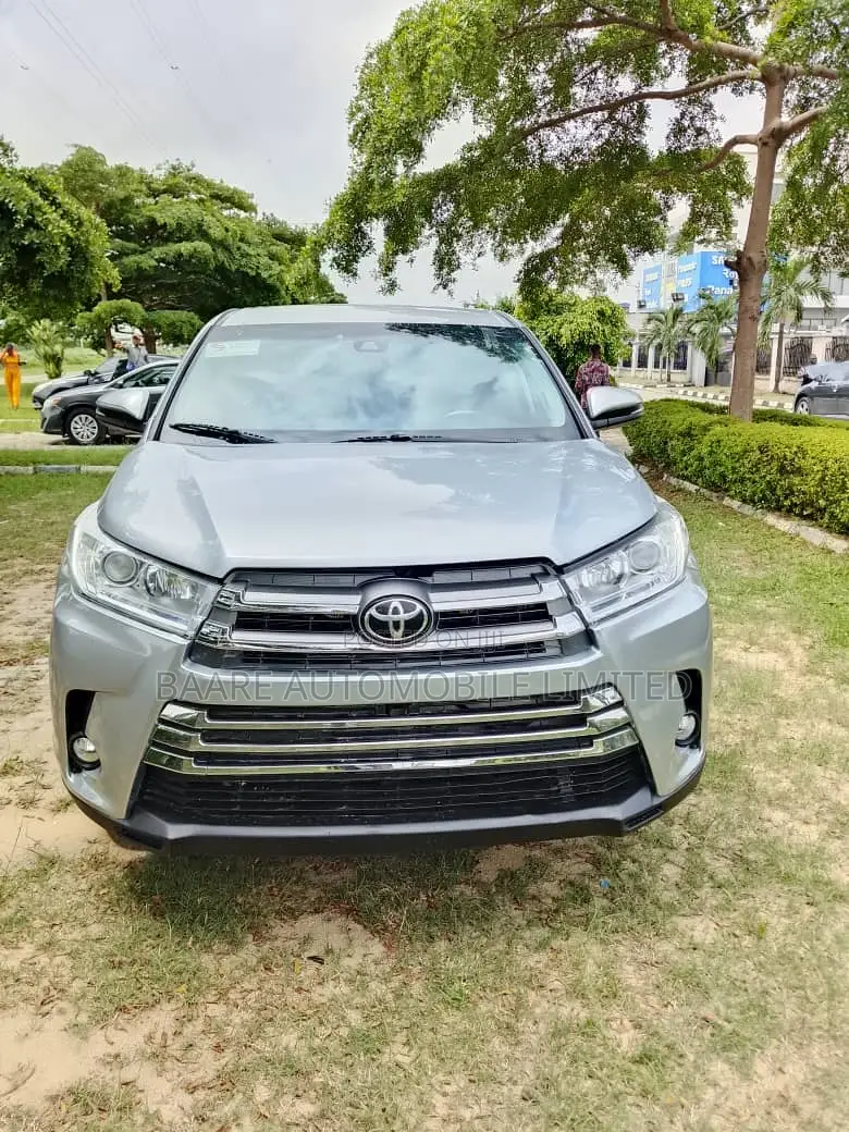 Toyota Highlander 2019 Silver