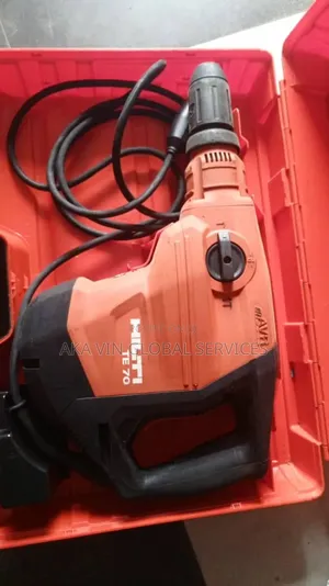 Te 70-Atc/Avr Rotary Hammer