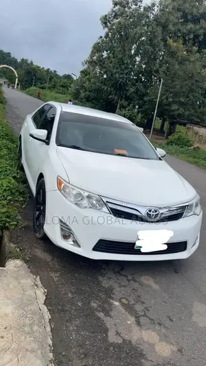 Toyota Camry 2014 White