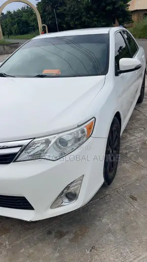 Toyota Camry 2014 White