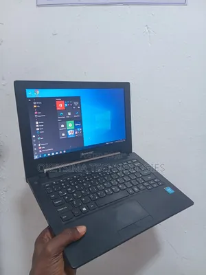 Laptop Lenovo IdeaPad S206 2GB Intel Celeron HDD 500GB