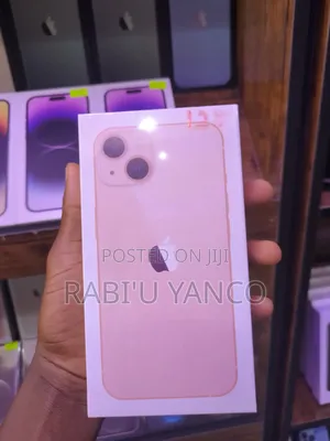 New Apple iPhone 13 128 GB Pink