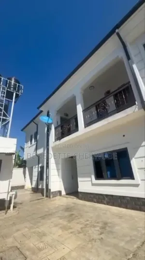 2bdrm Block of Flats in Alakahia, Uzoba for sale